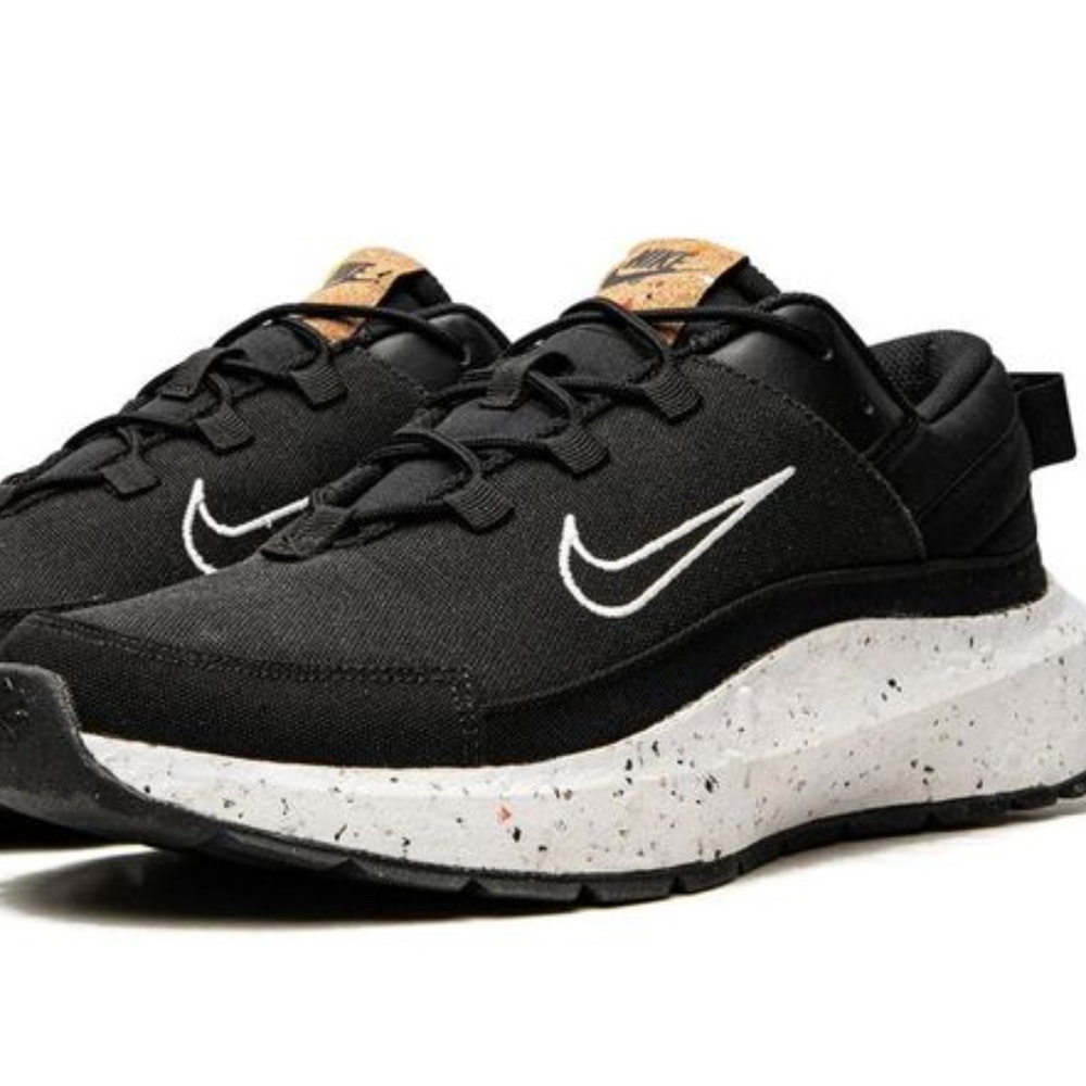 Nike Crater Remixa Sneaker- women's size 8.5, Black Trainers